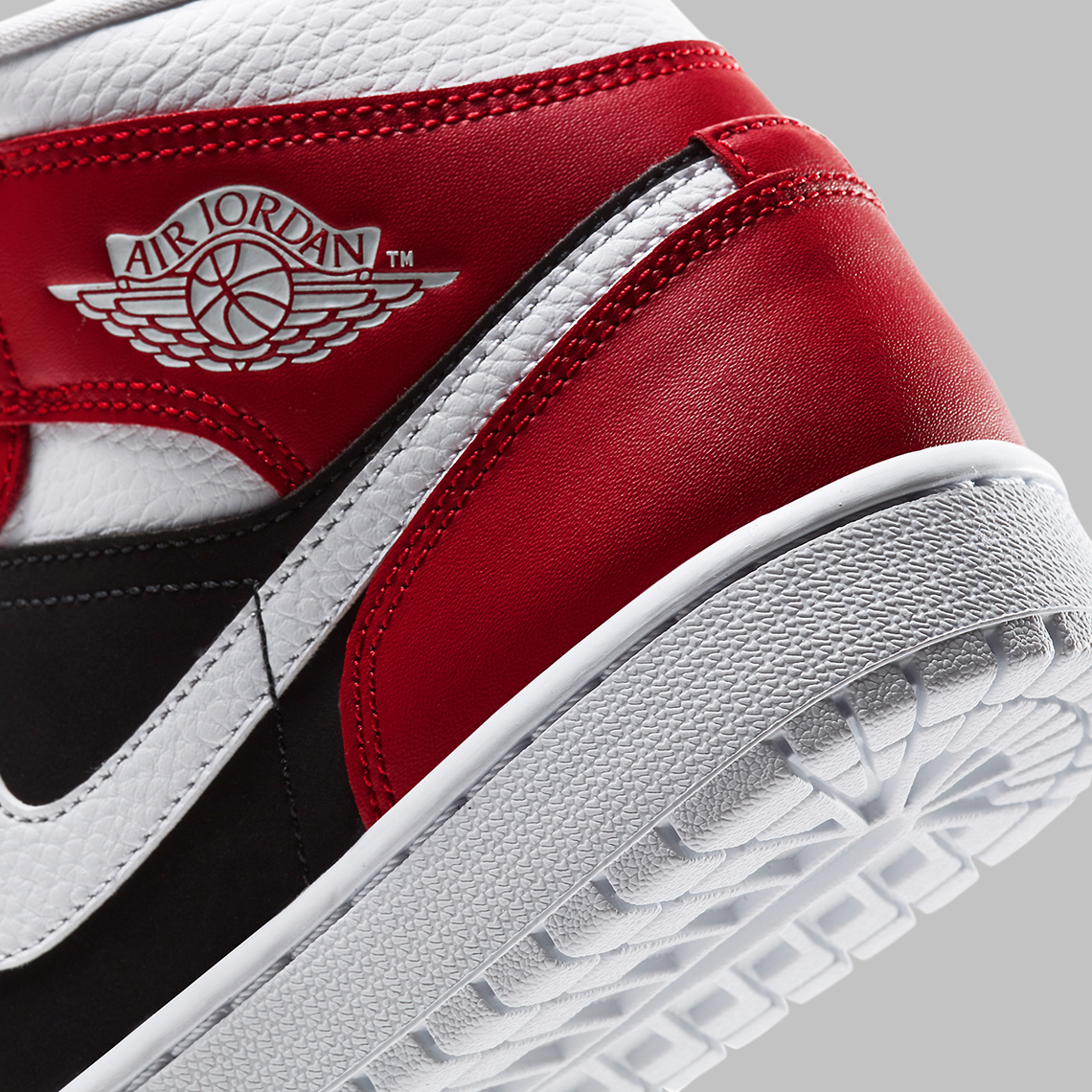 Air Jordan 1 Mid Wmns Gym Red Black White Bq6472 601 2