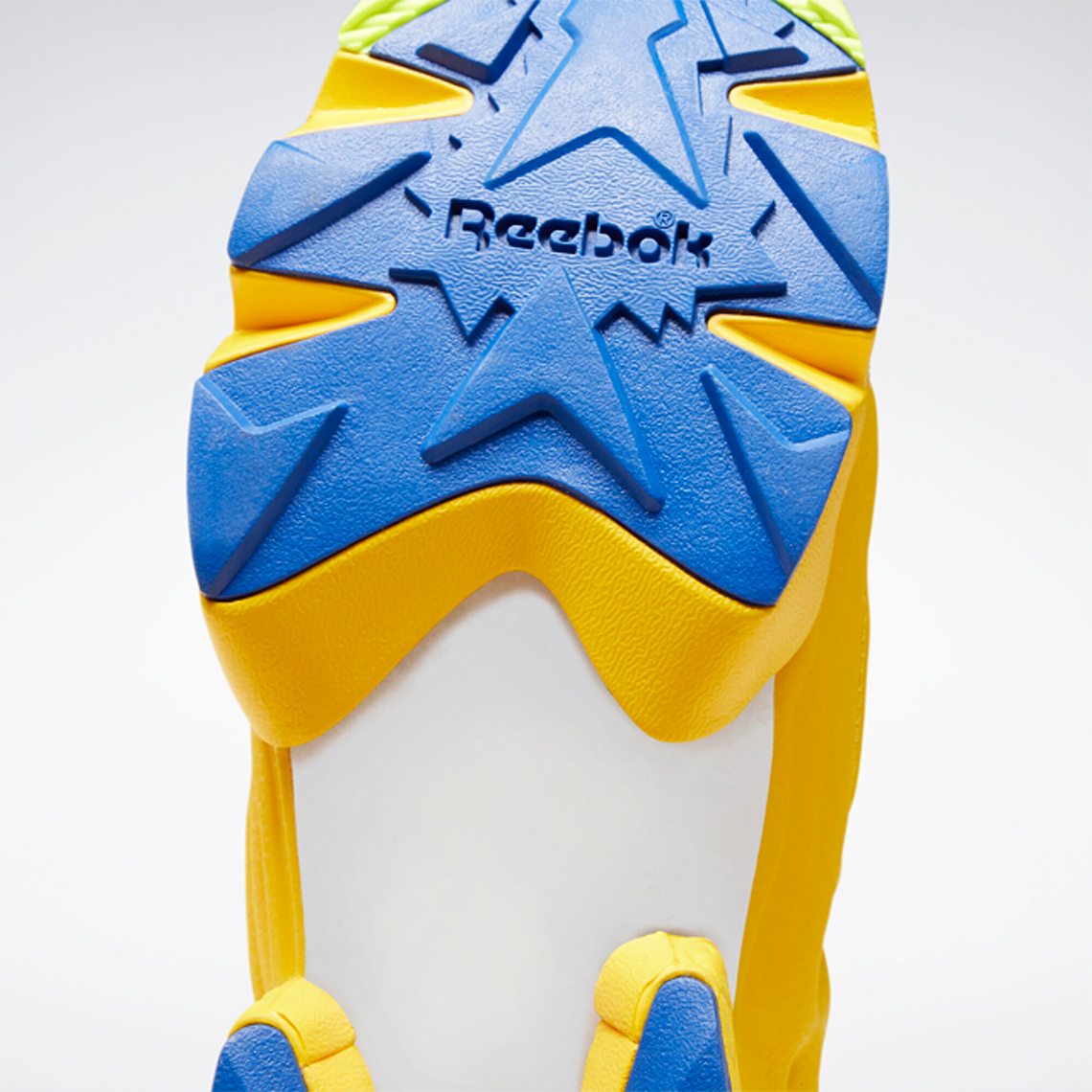 Minions Reebok Instapump Fury Fy3404 9