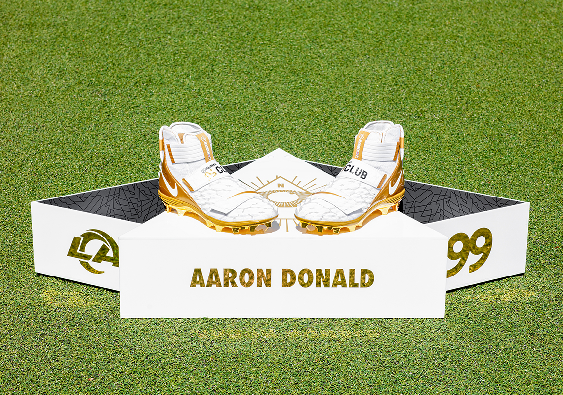 Nike Madden99 Cleats Aaron Donald