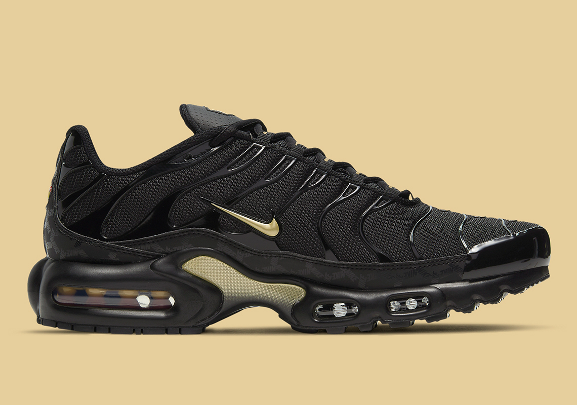 Nike Air Max Plus Black Gold Dc4118 001 4