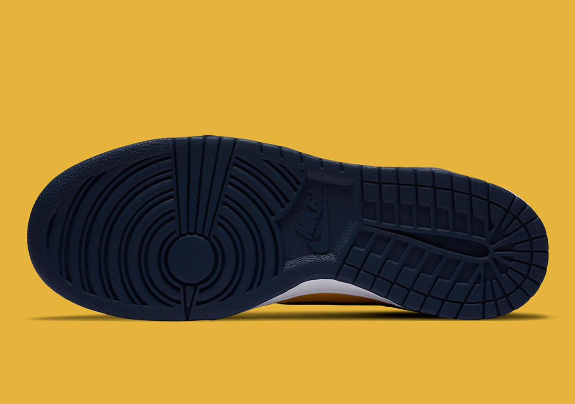 Nike Dunk High Michigan Cz8149 700 3