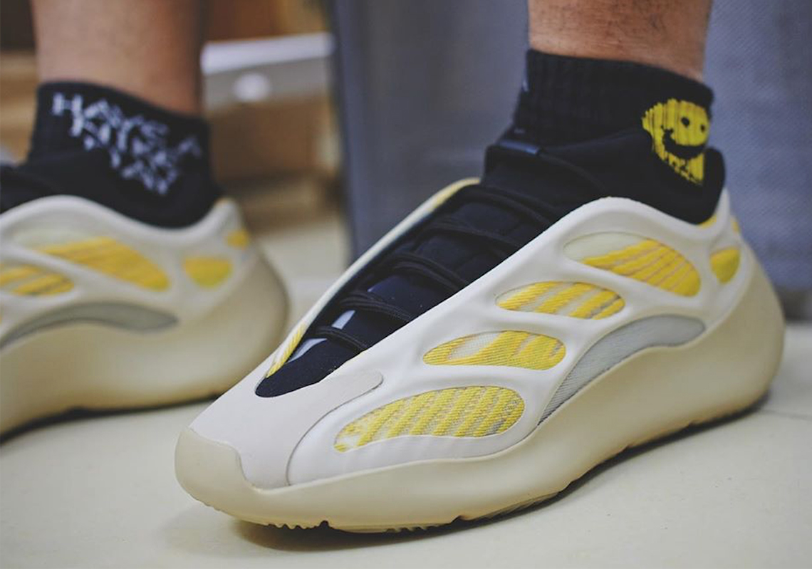 Detailed Look At The adidas Yeezy 700 v3 “Safflower”