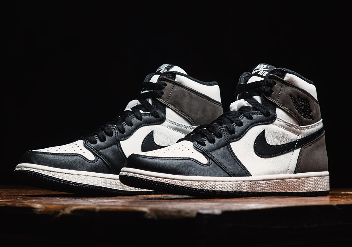 The Air Jordan 1 Retro High OG “Dark Mocha” Releases Tomorrow