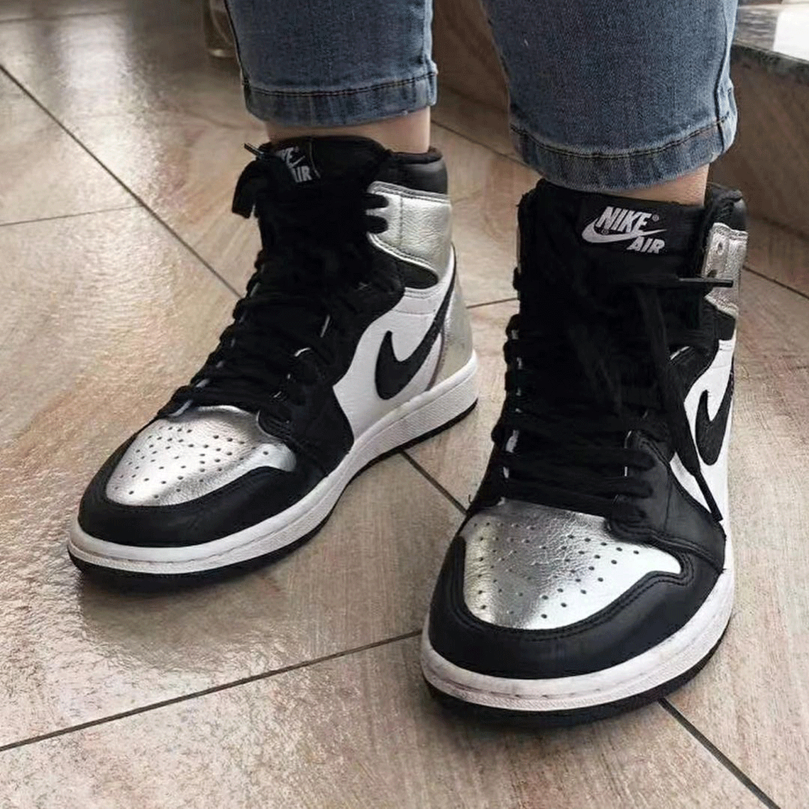 Air Jordan 1 Retro High Og Silver Toe Cd0461 001 8