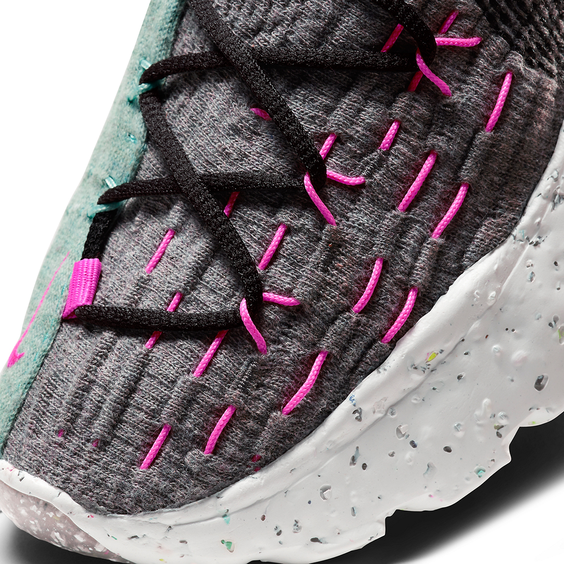 Nike Space Hippie 04 Smoke Grey Black Pink Blast 3