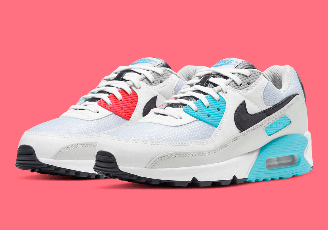 More Alternate Color-Blocking Seen In This Nike Air Max 90 "Chlorine Blue"