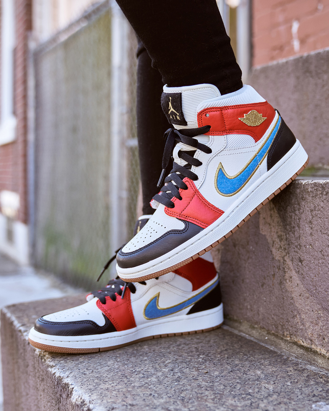 Air Jordan 1 Mid Let Her Man Dc1426 100 2