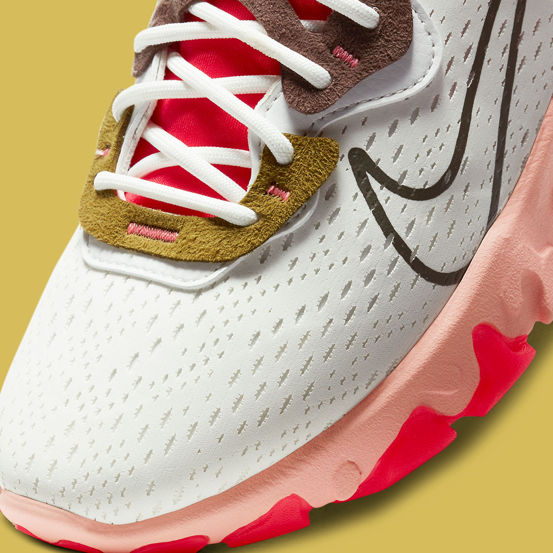 Nike React Vision Wmns Siren Red Iron Stone Ci7523 102 1