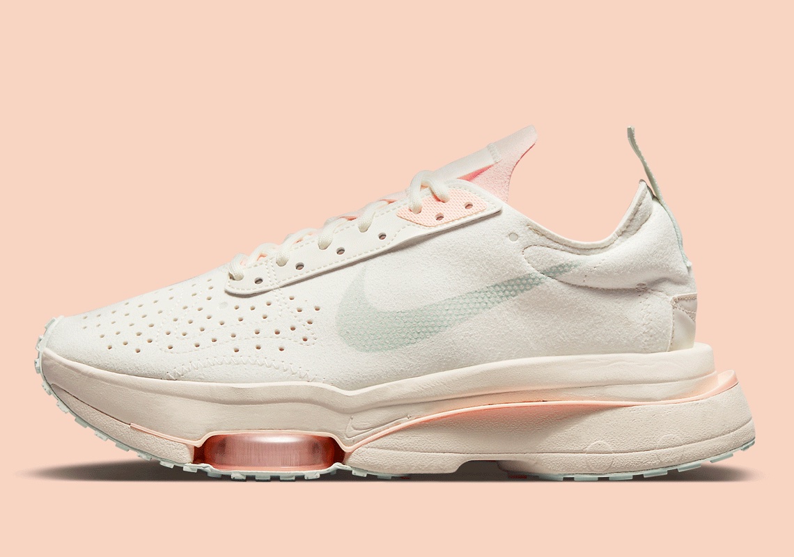 An Attractive "Guava Ice" Covers This Nike Zoom Type