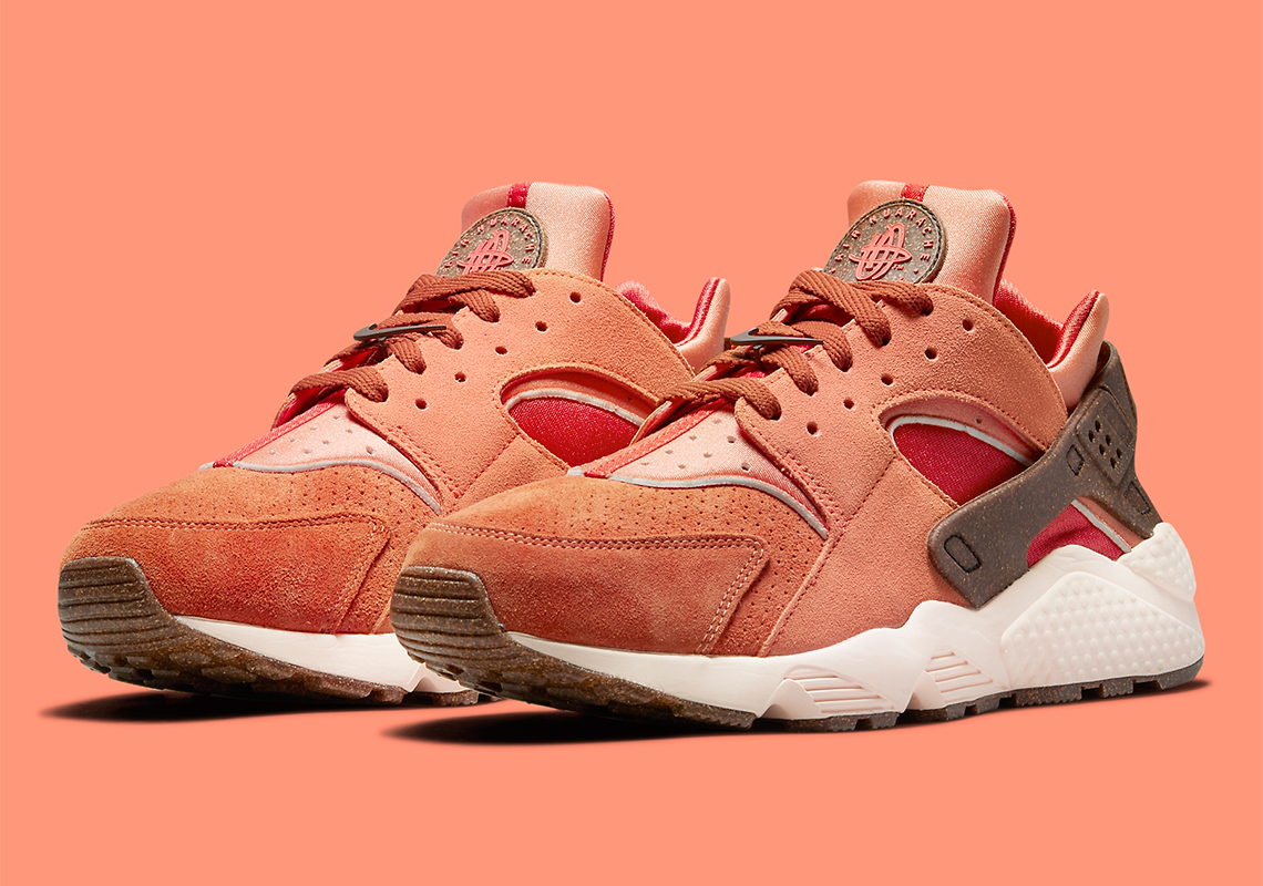 The Nike Air Huarache “Turf Orange” Smells Like Bacon