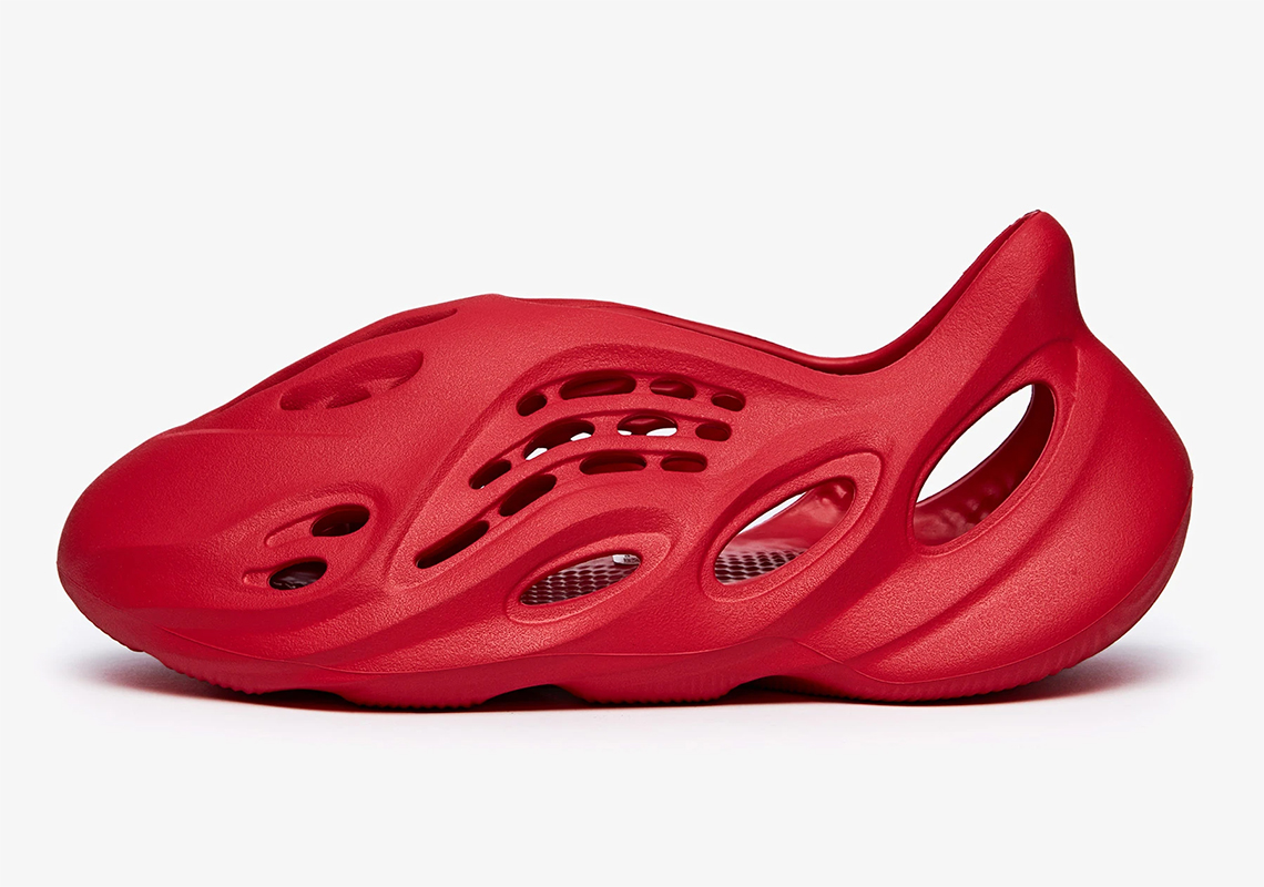 Yeezy Foam Runner Vermillion Gw3355 Gx1136 Gx1137 1
