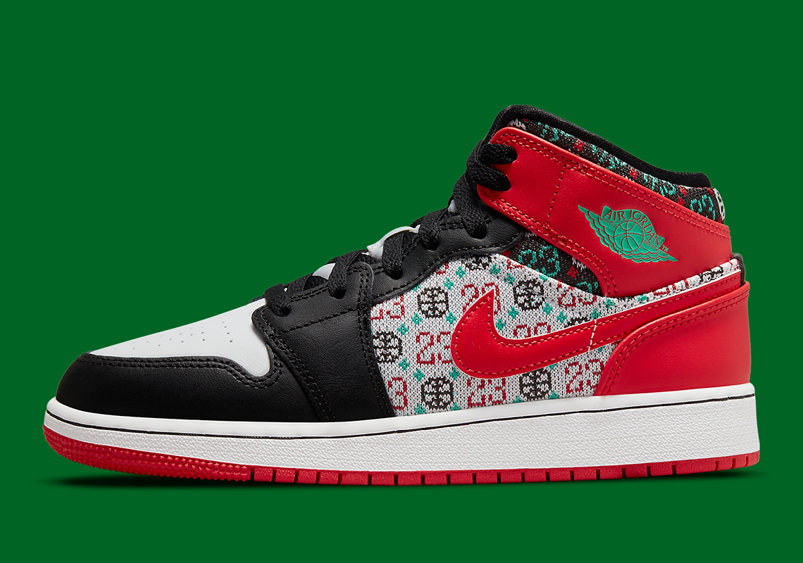 Air Jordan 1 Mid Gs Ugly Christmas Sweater Dm1208 150 3
