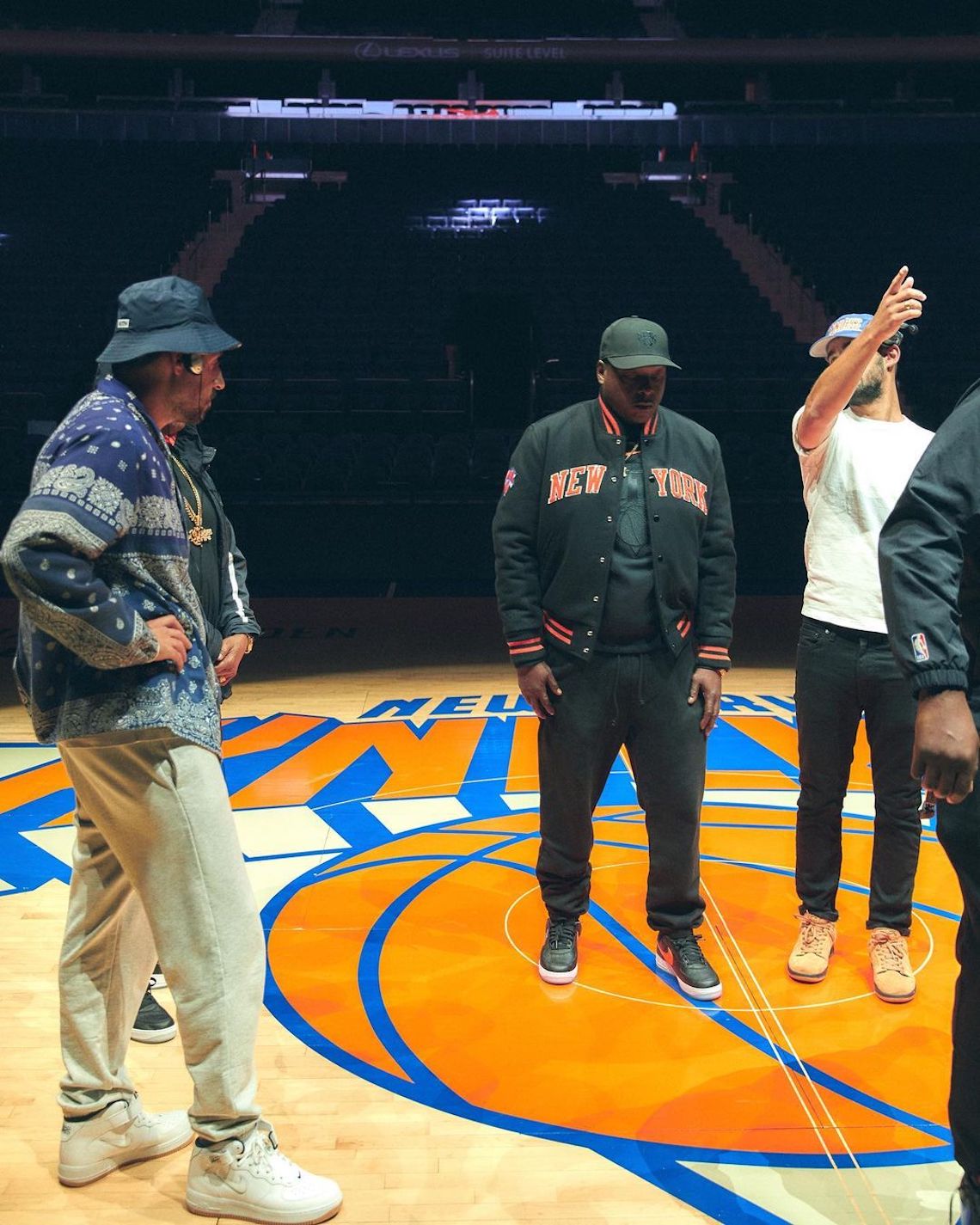 Kith Nike Air Force 1 Low Knicks Christmas 2021 2