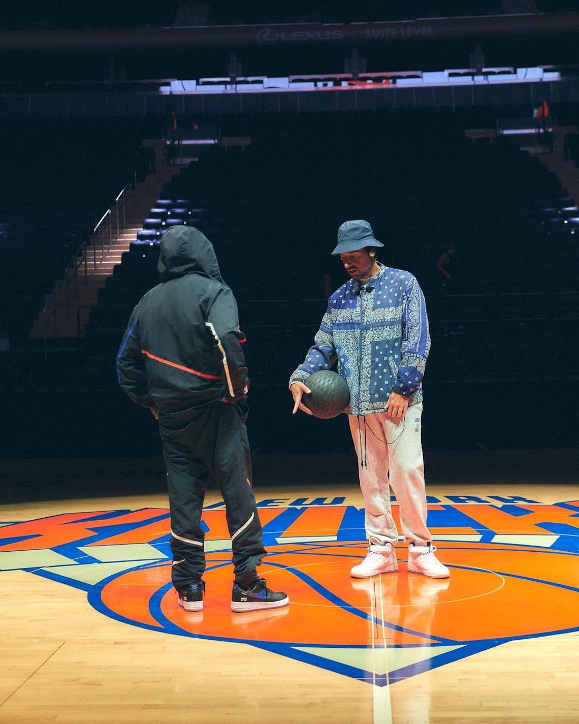 Kith Nike Air Force 1 Low Knicks Christmas 2021 6