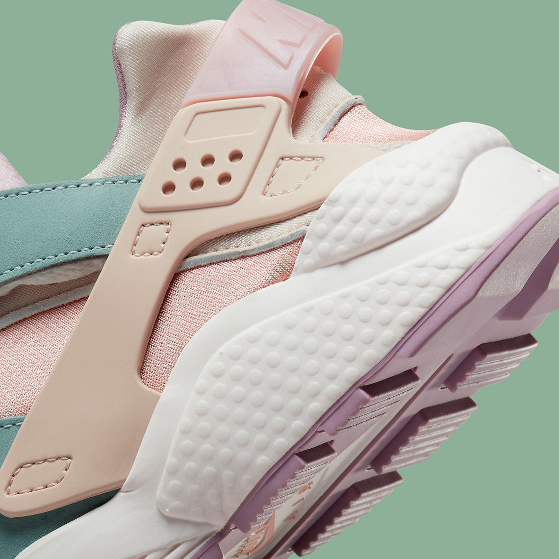 Nike Air Huarache Light Orewood Brown Dusty Sage Dq4990 104 7