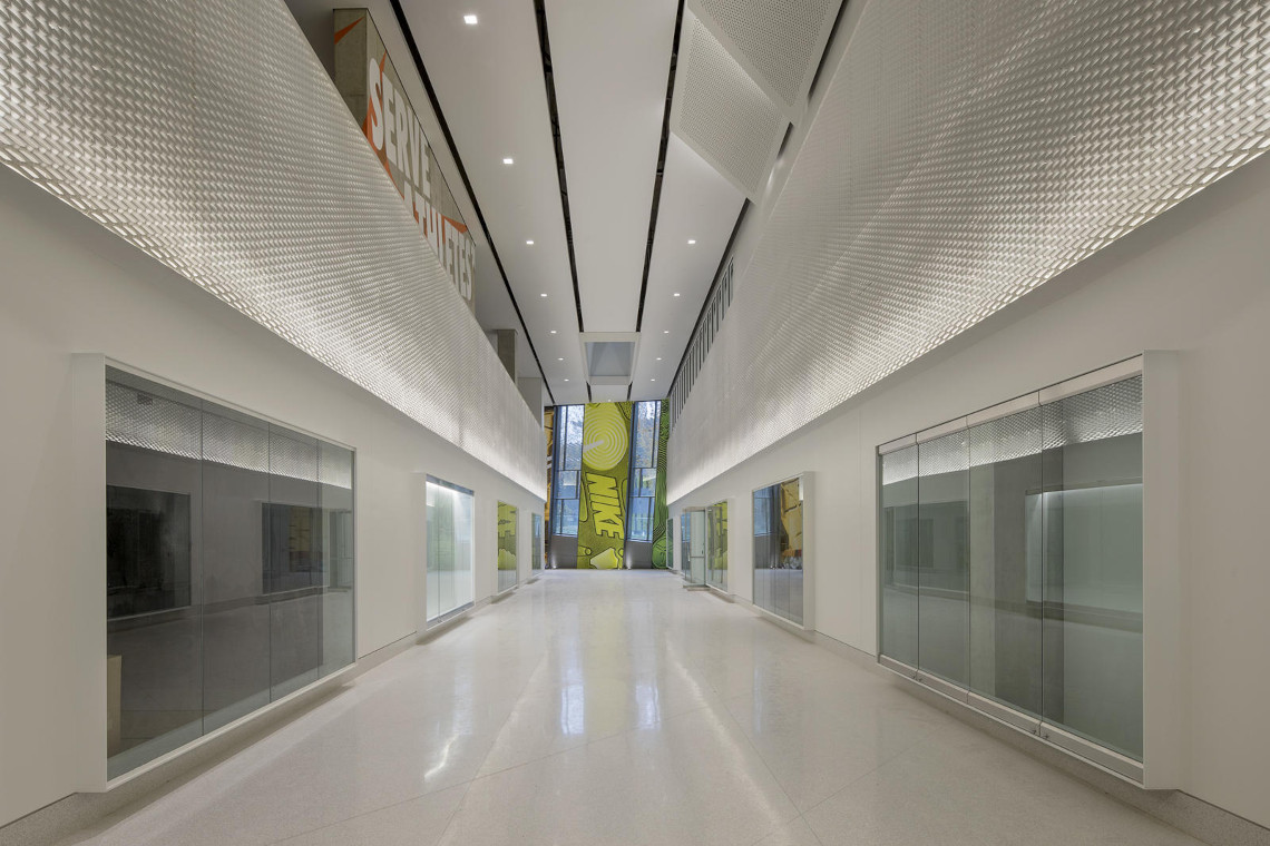 Serena Williams Nike World Hq Building 12